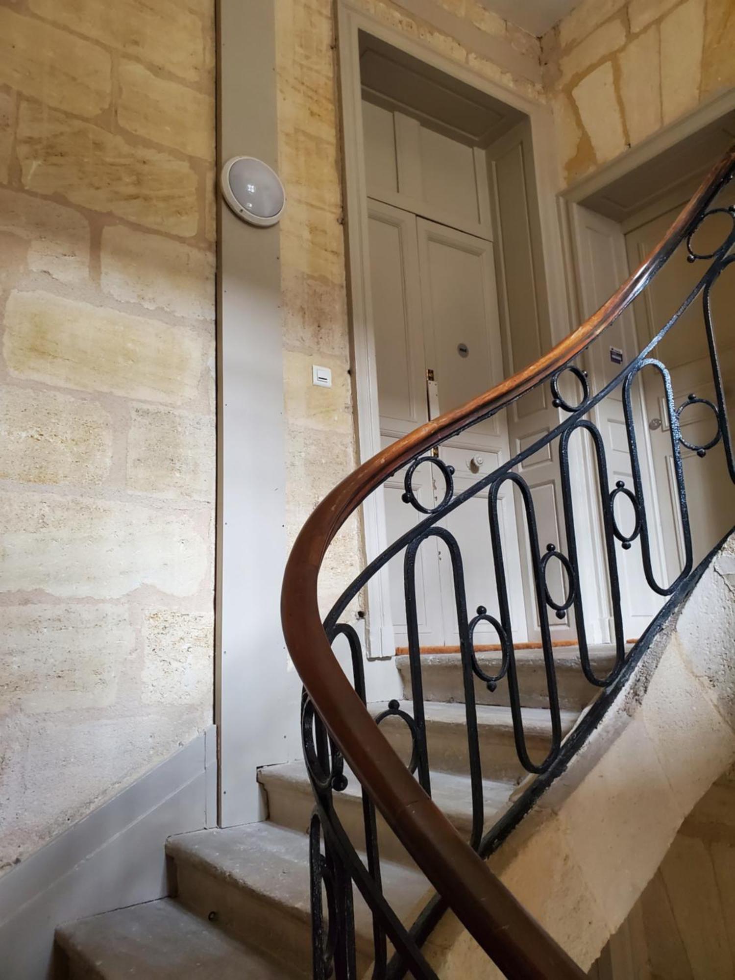 Ravissant Appartement Entierement Renove T2, Proche De La Rue Saint Catherine Bordeaux Bagian luar foto